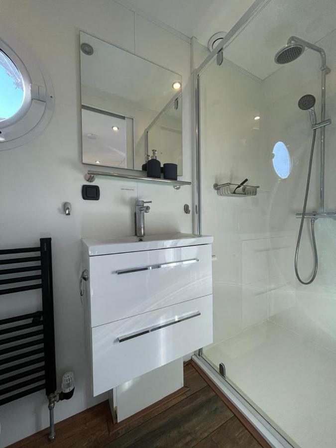 Hotel Houseboat Kamperland Exteriér fotografie